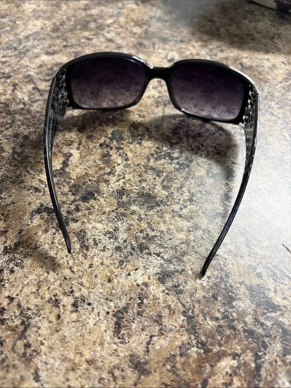 Source Unknown Black Women's Oversized Sunglasses
